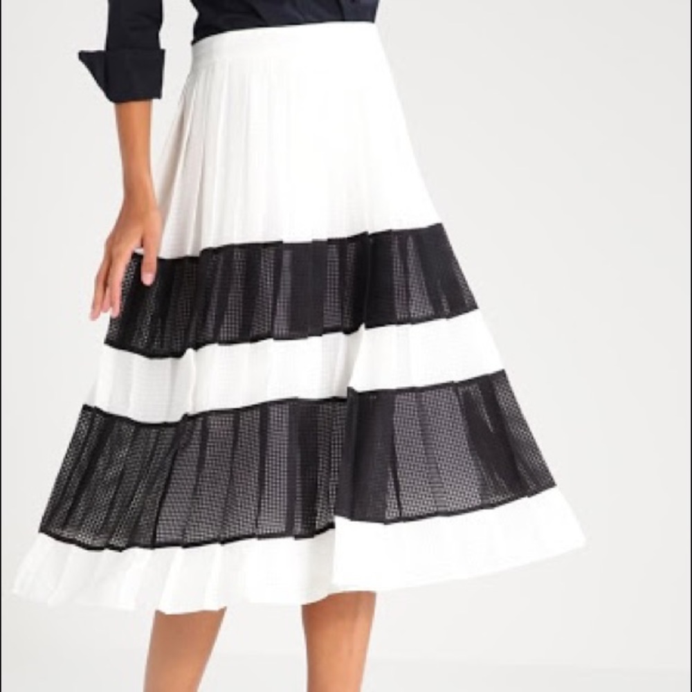 Pleated Gingham, Midi Skirt, Black & White